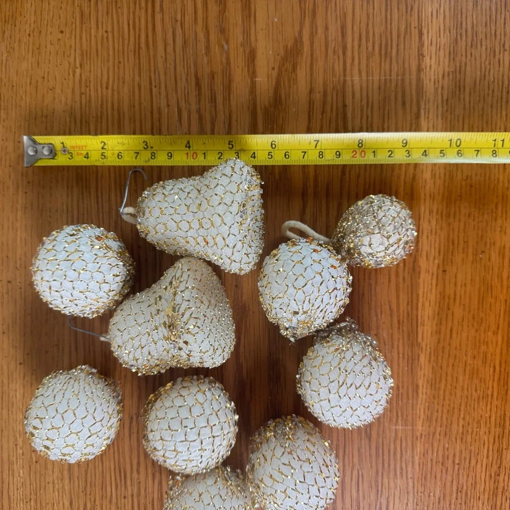 Set of 10 Vintage Glitter Mesh Sphere Bell Ornaments White Gold Christmas Decor‎